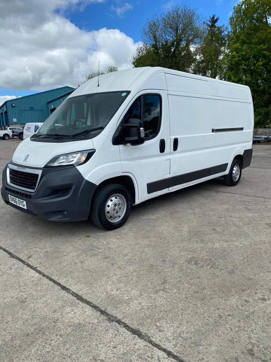 2017 PEUGEOT BOXER BLUE HDI 335 L3H3 VAN - Image 1