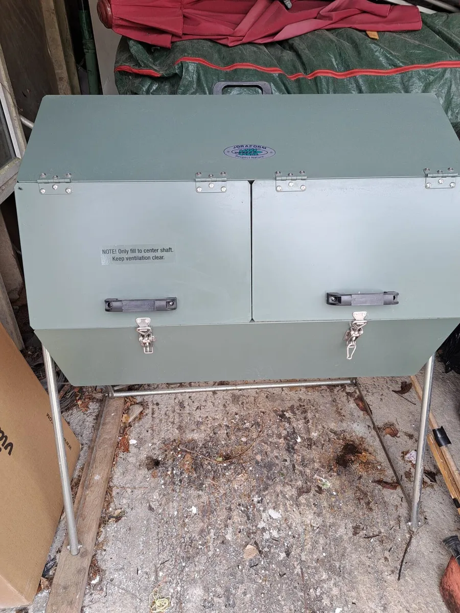 Compost Tumbler - Image 1