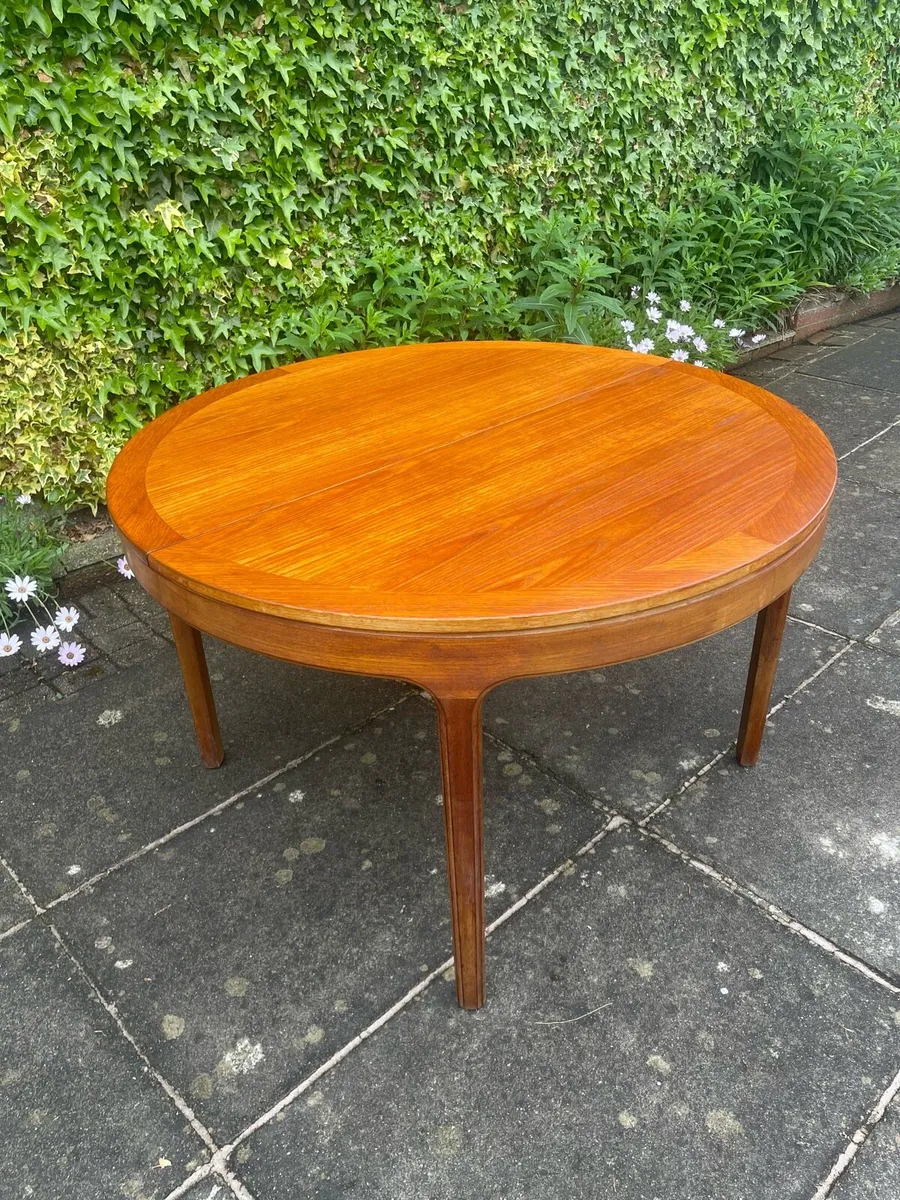 Mid century dining - Image 4