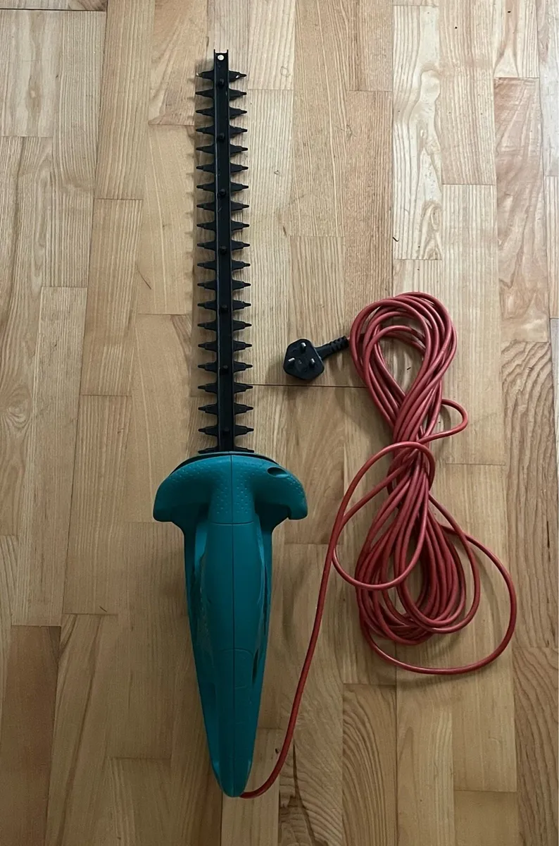 Hedge Trimmer - 55cm blade - Image 1