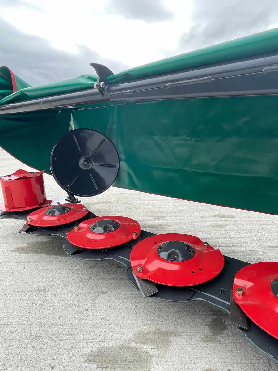 New Kverneland 2624 M Rear Mounted Disc Mower - Image 4