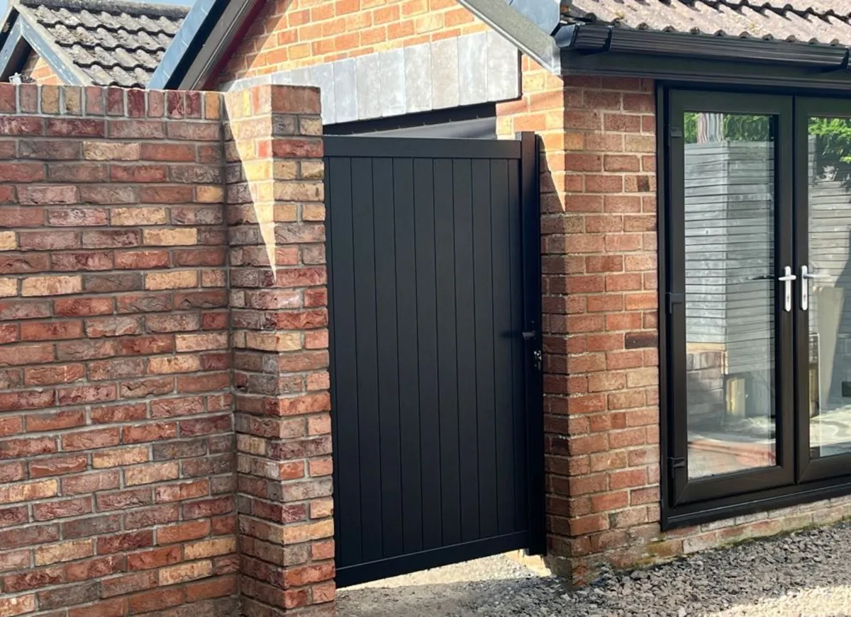 Aluminium Pedestrian / Garden Gates - Image 1