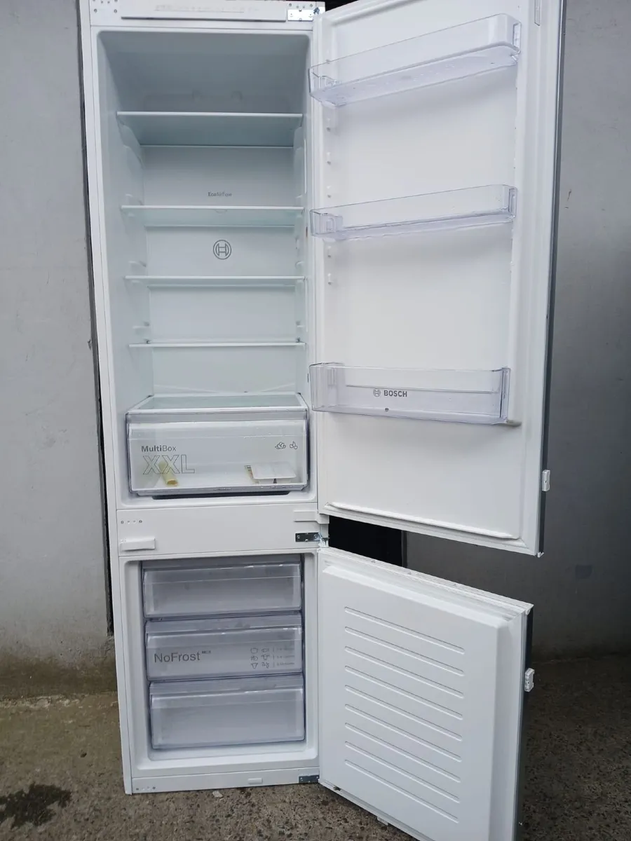 EX DISPLAY BRAND NEW INTEGRETED FRIDGE AND FREEZER - Image 3