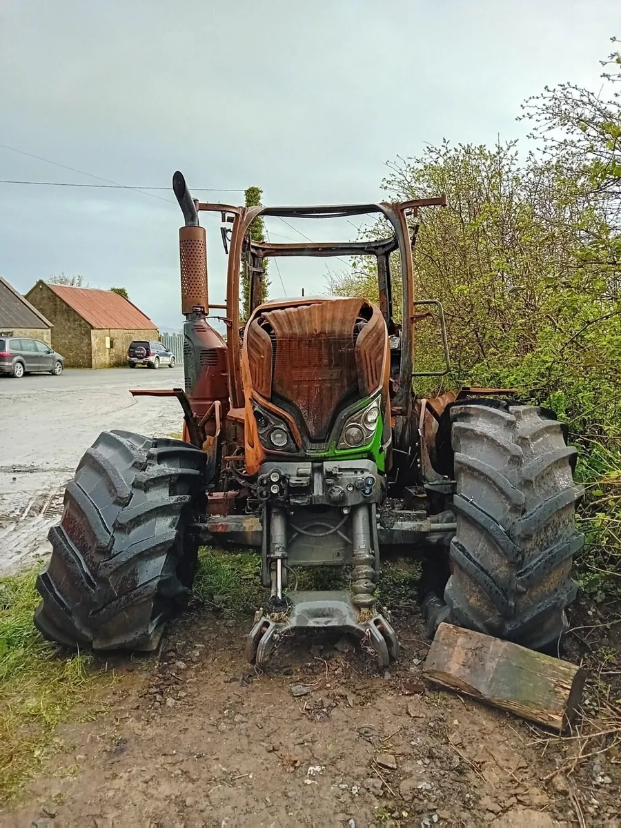 TRACTOR - Image 3