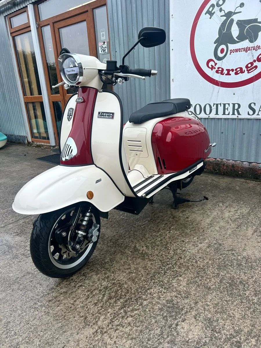 2021 Royal Alloy TG125LC  not Vespa - Image 4