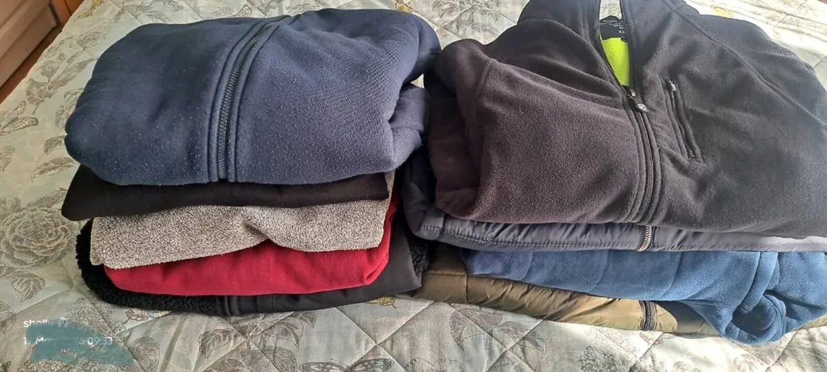 Mens clothes - Image 1