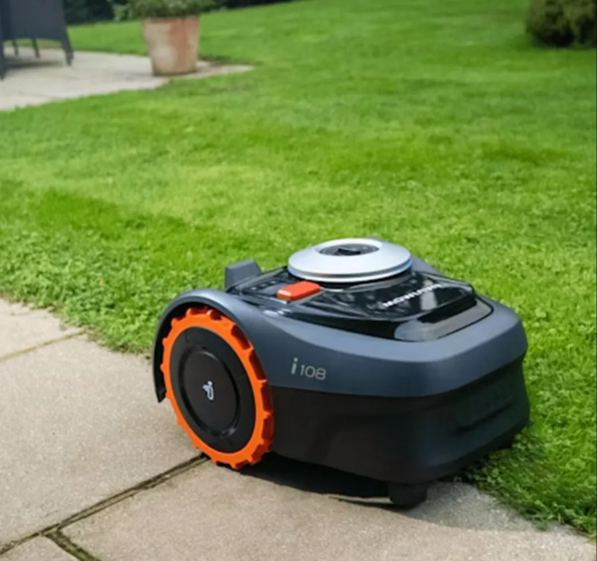 Segway Navimow I108 Robotic Lawnmower - Image 3