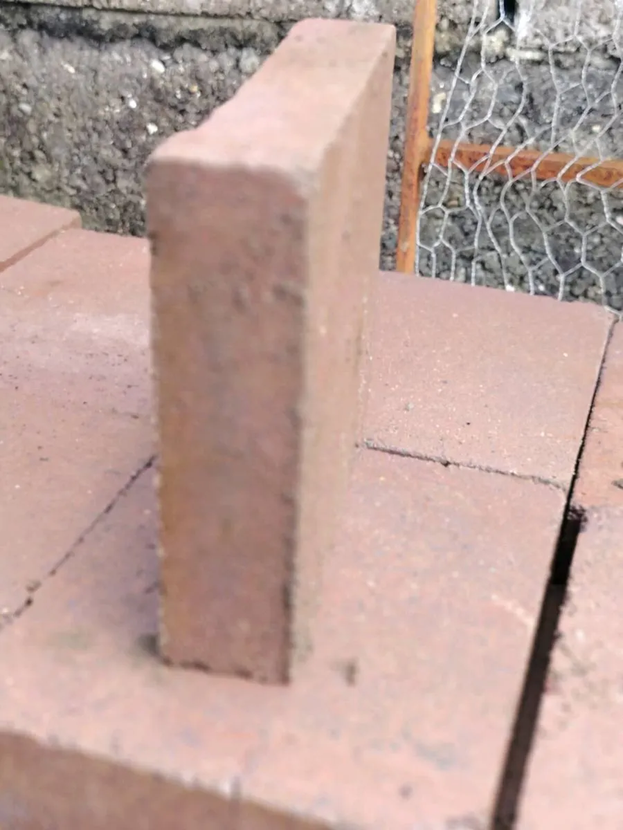 Fire bricks - Image 2