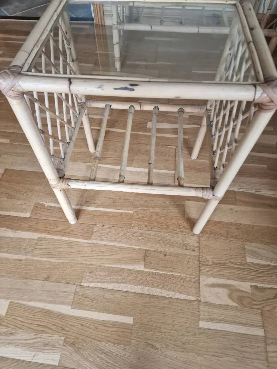 Small glass coffee table - Image 2