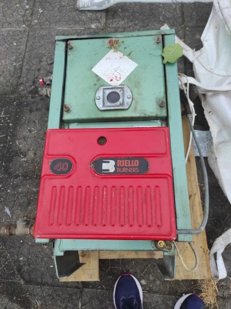 Firebird Popular 90 Oil Boiler - Image 1