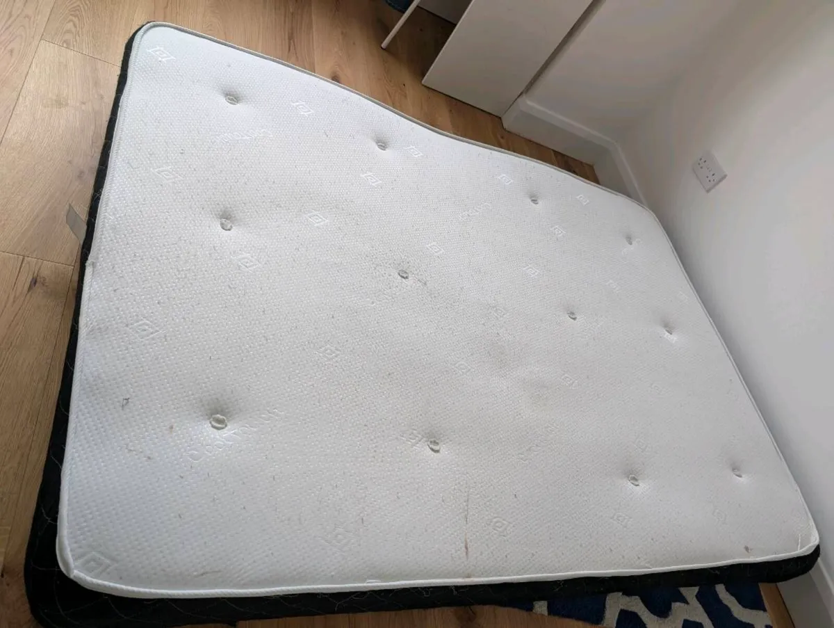 Double Mattress in excellent condition - Image 2