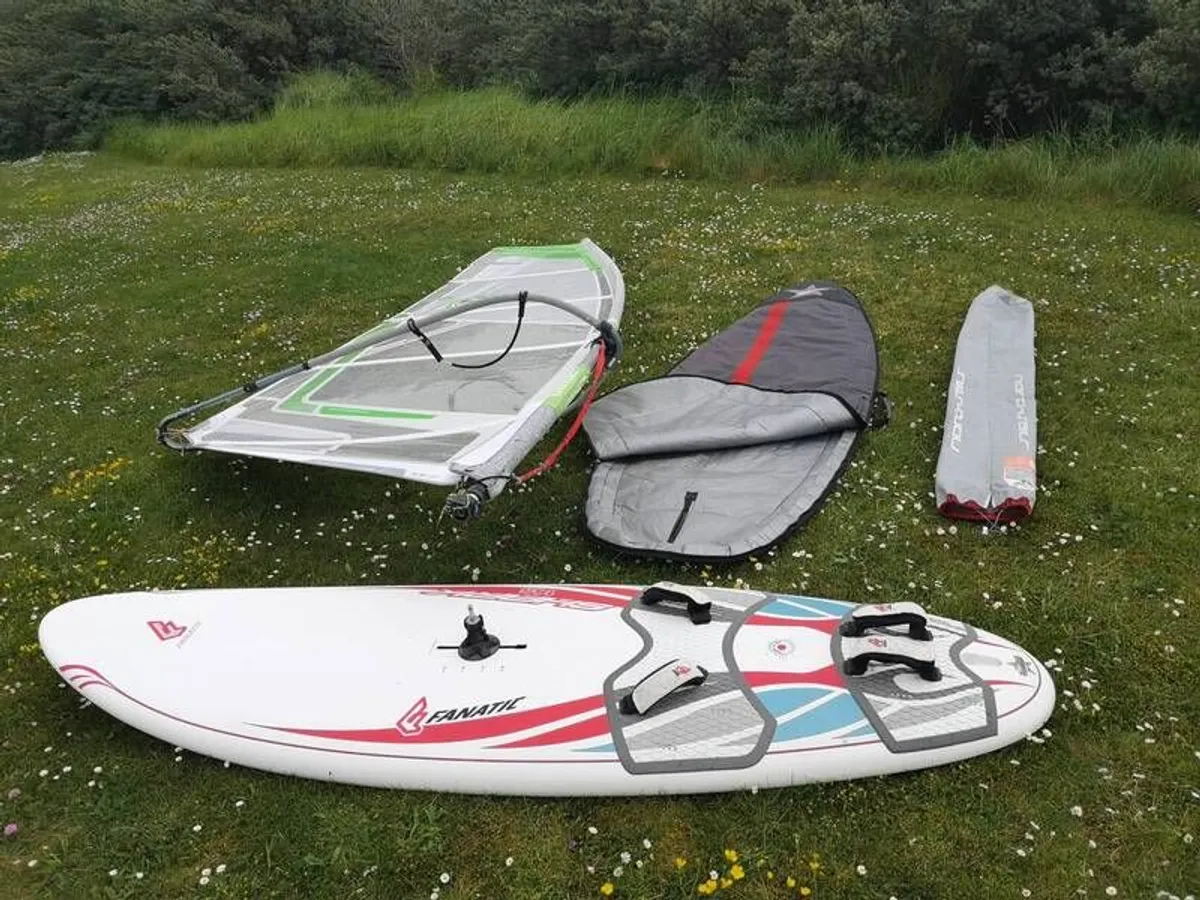 windsurfing fanatic shark 145 beginners friendly - Image 1