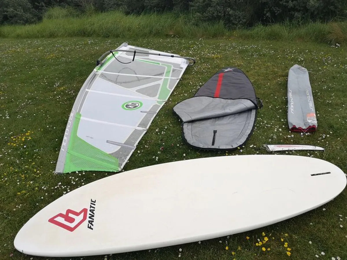 windsurfing fanatic shark 145 beginners friendly - Image 3