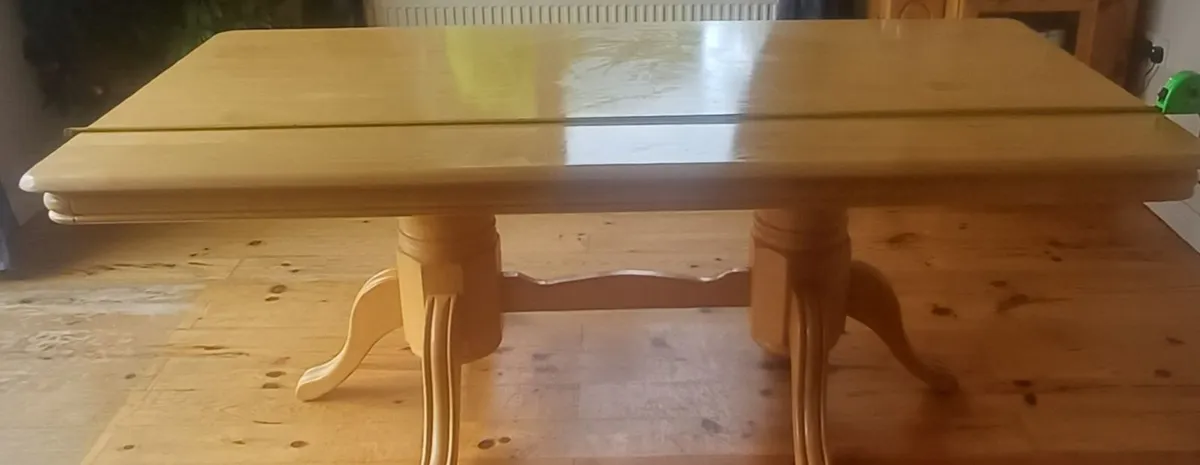 Solid pine  dining  room table - Image 1