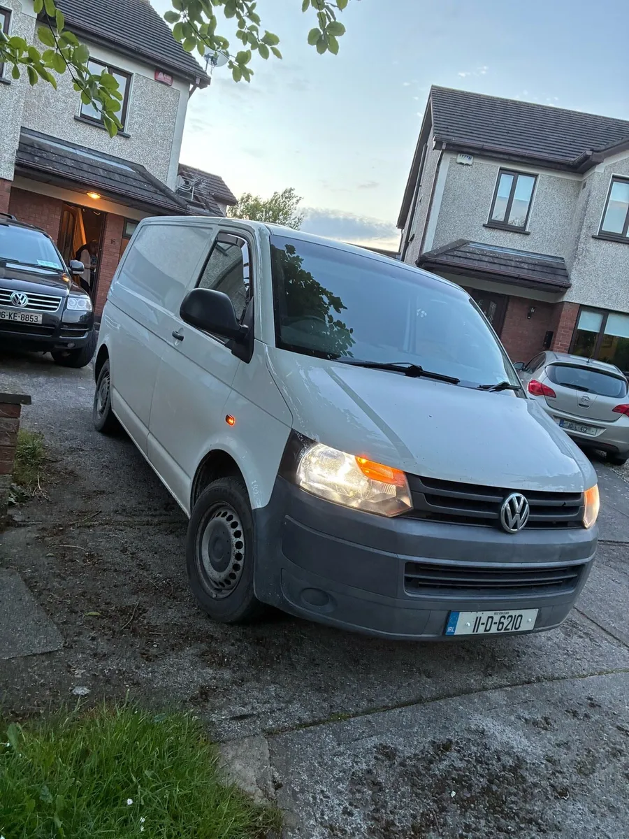 Volkswagen Transporter - Image 1