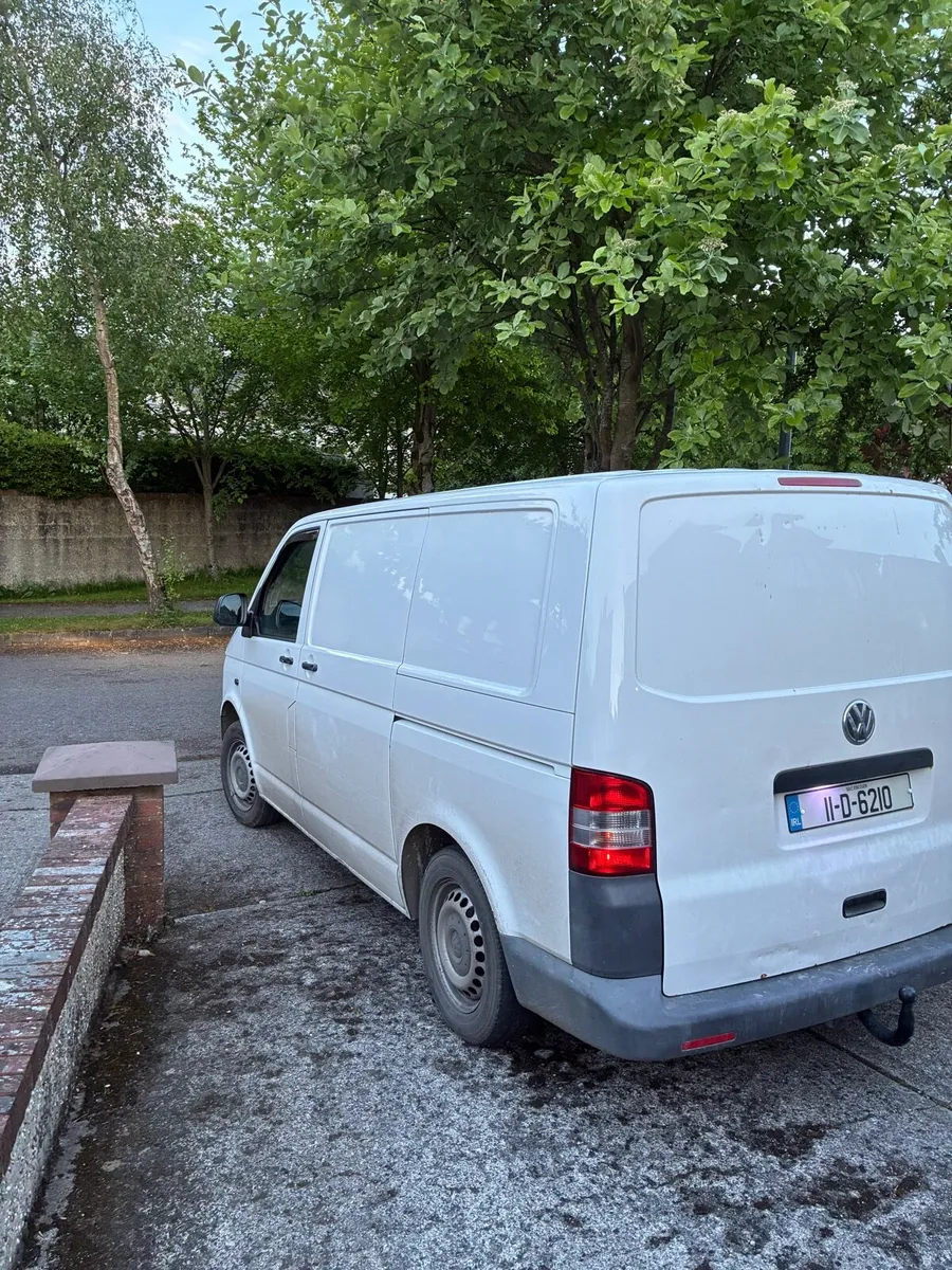 Volkswagen Transporter - Image 2