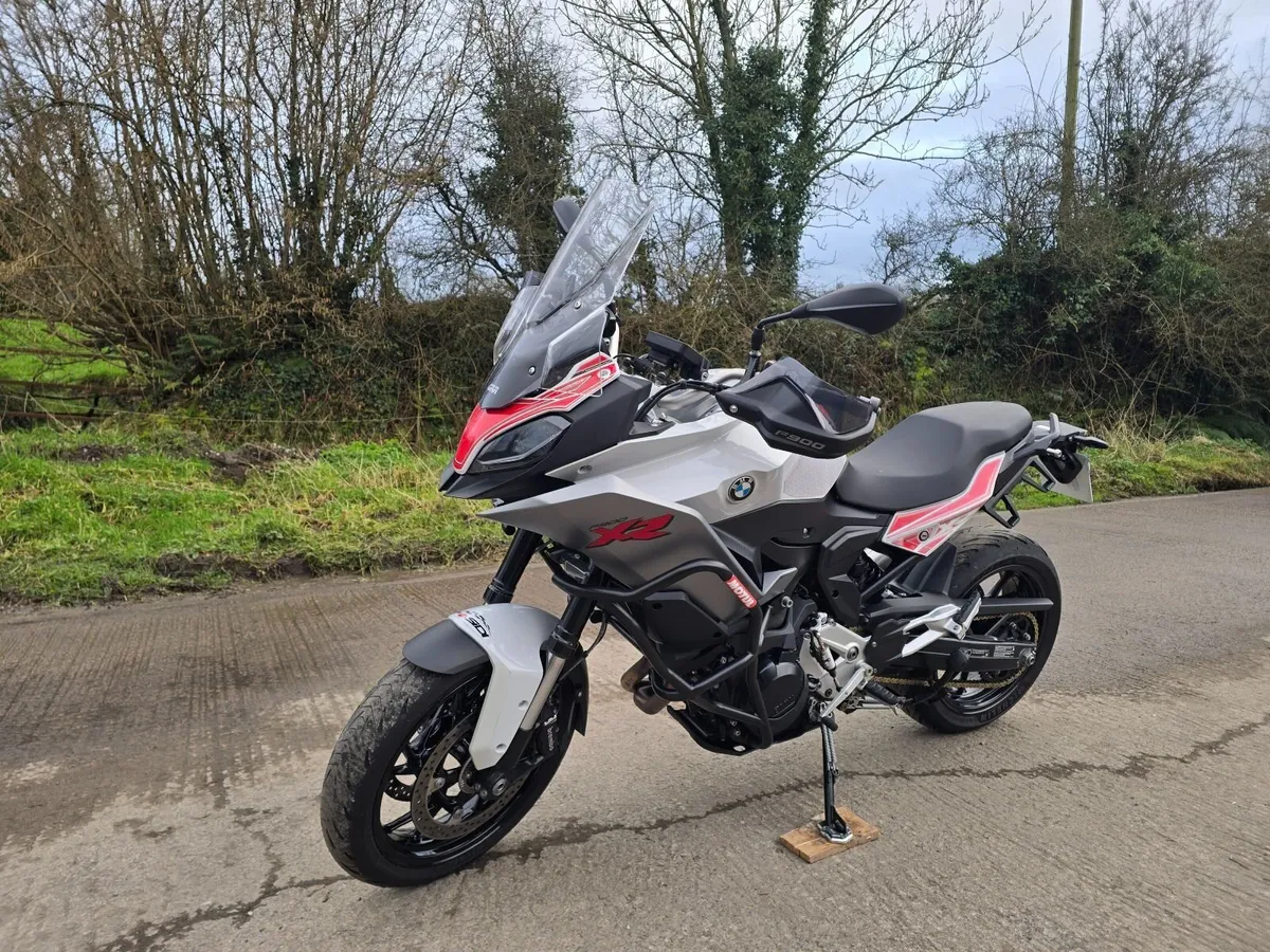 BMW F 900 XR 2024 - Image 1