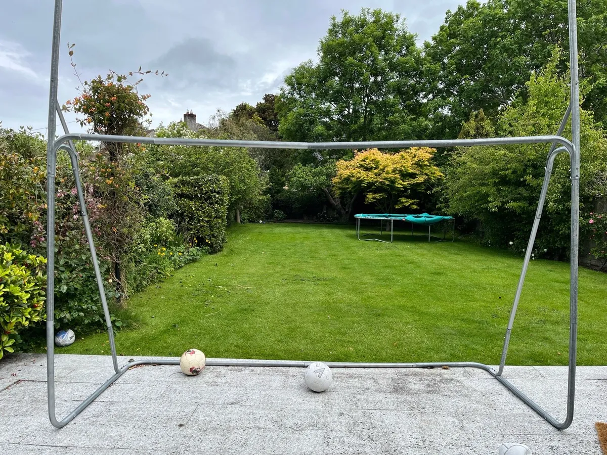 Football goal