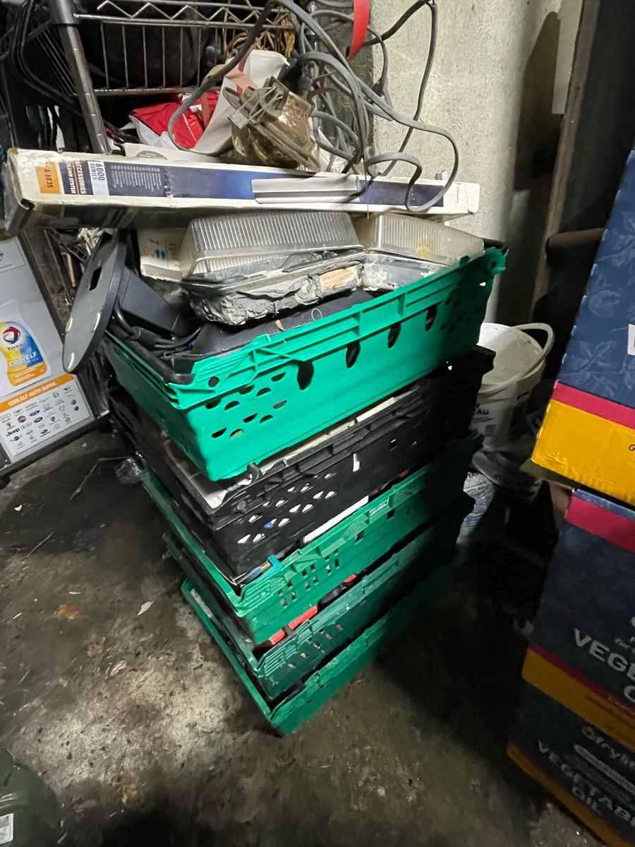Car boot itams - Image 2