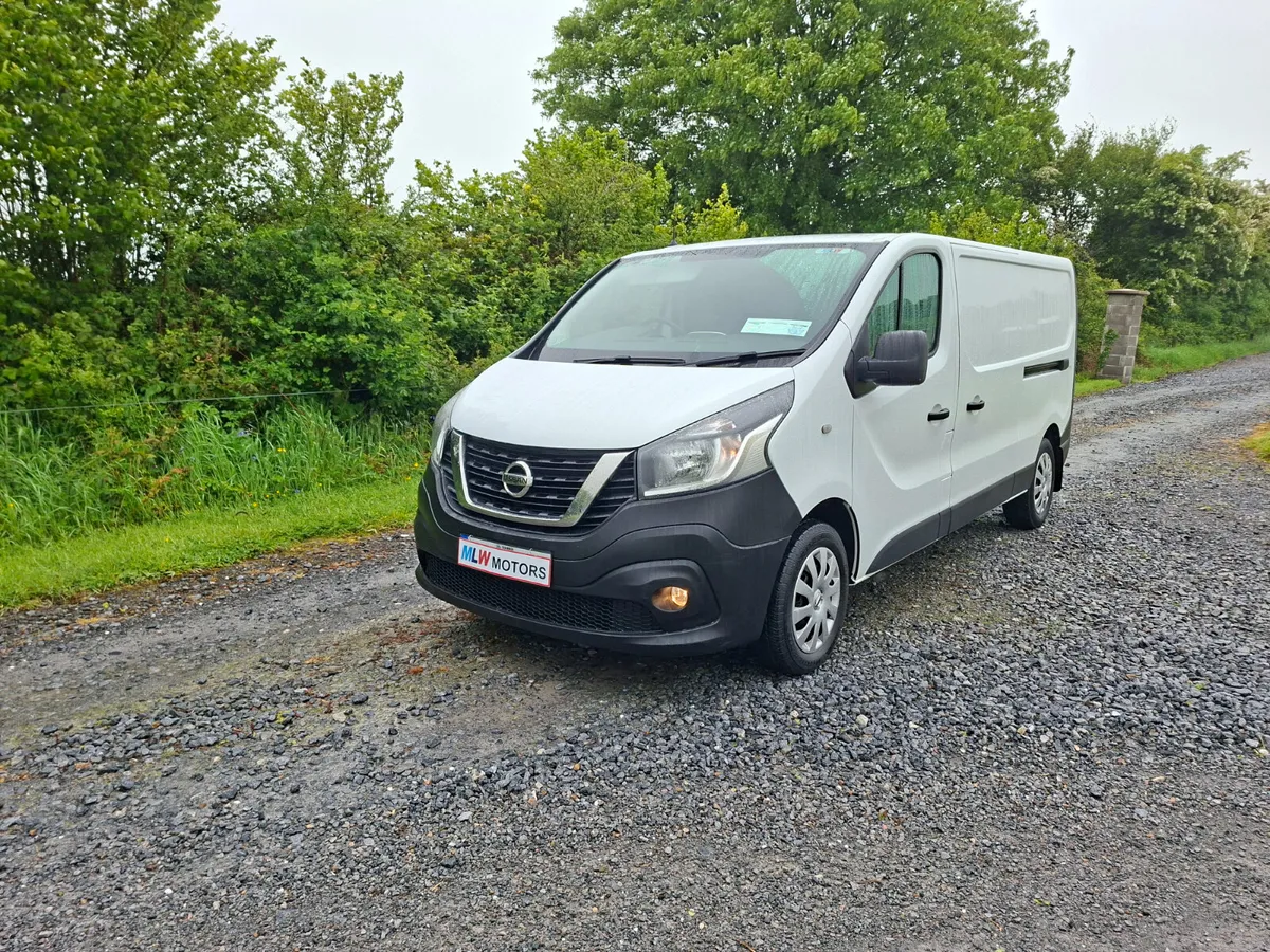 Nissan NV300 2020 2.0L Excellent Condition - Image 4