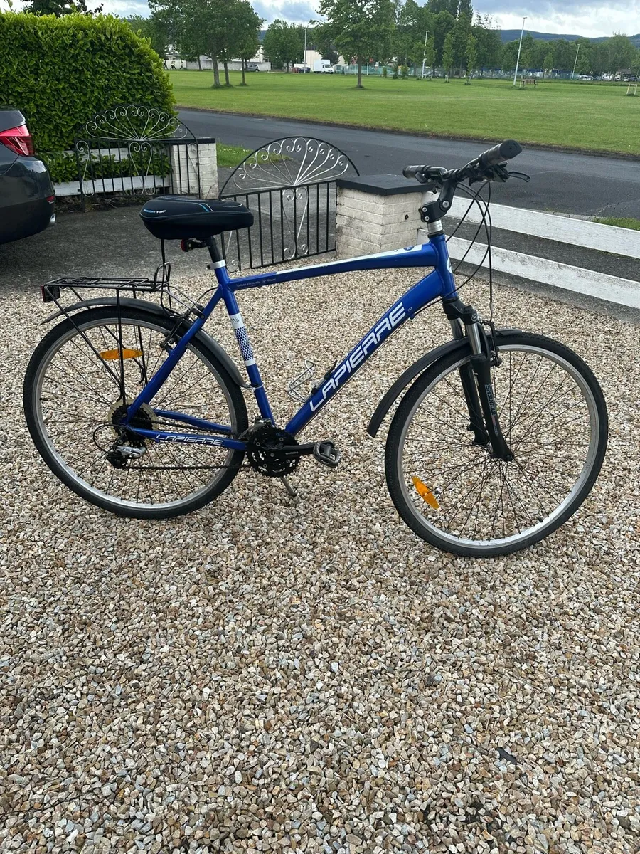 Mountain bike - Image 1