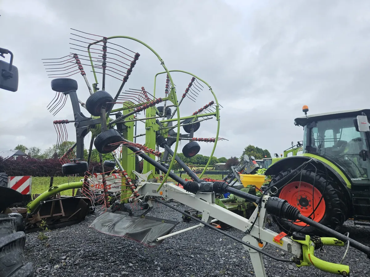 CLAAS LINER 2600 RAKE