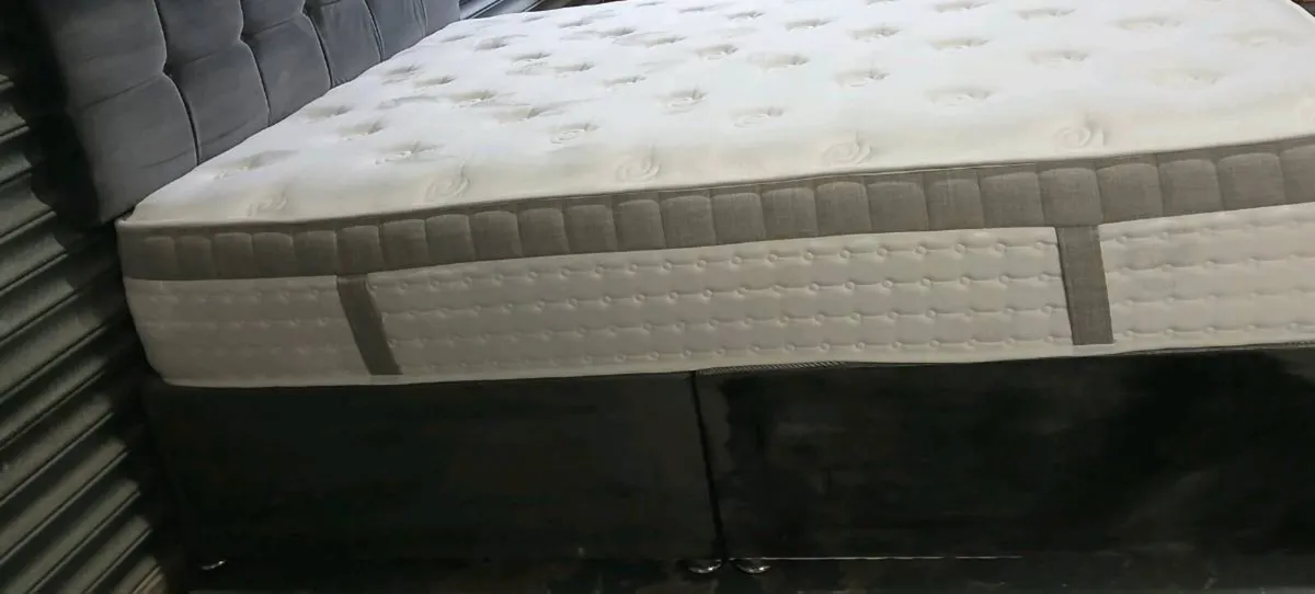 Respa Infinity mattress 4ft6" - Image 3