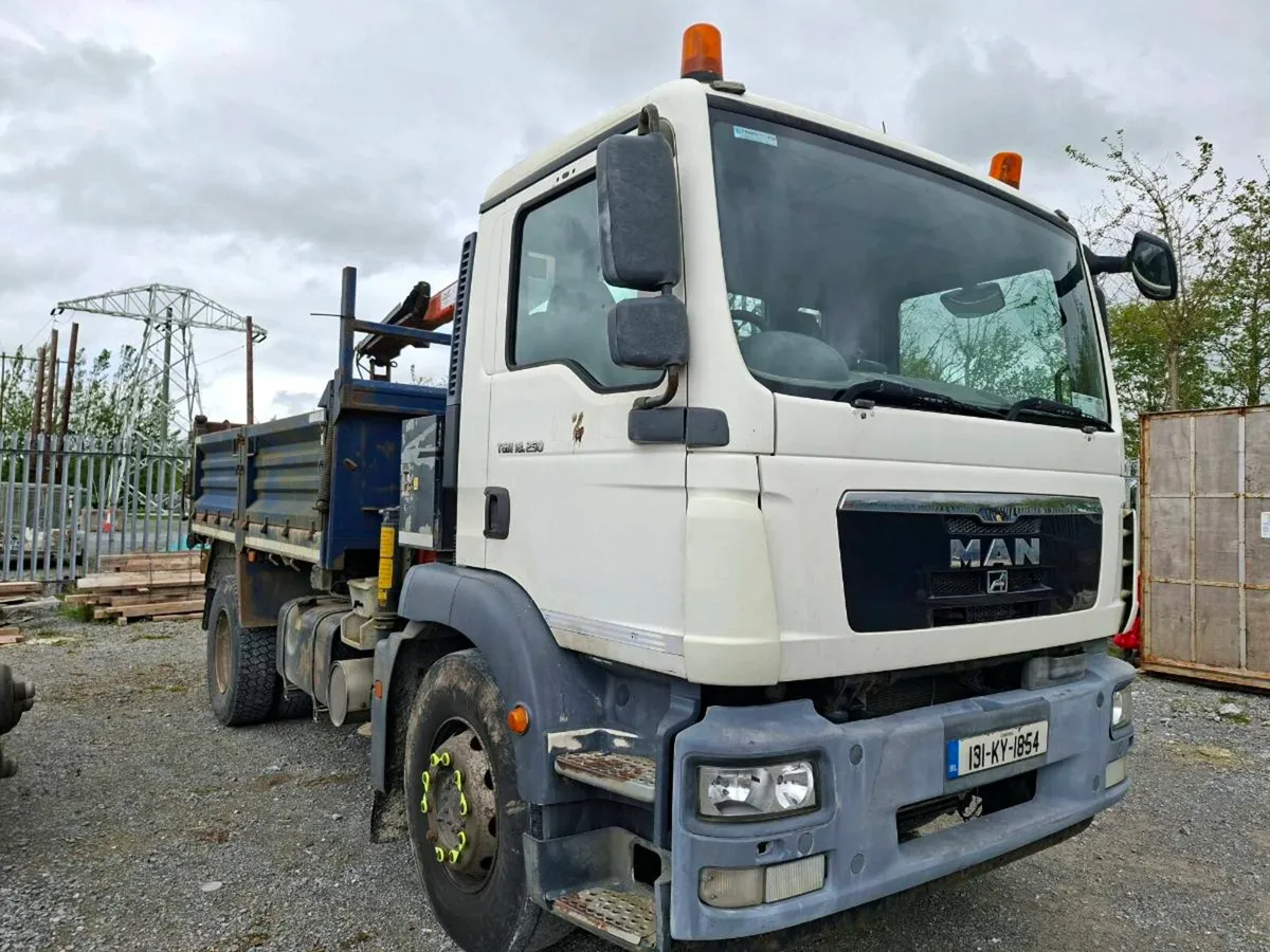 MAN 18Ton Grab Truck - Image 2