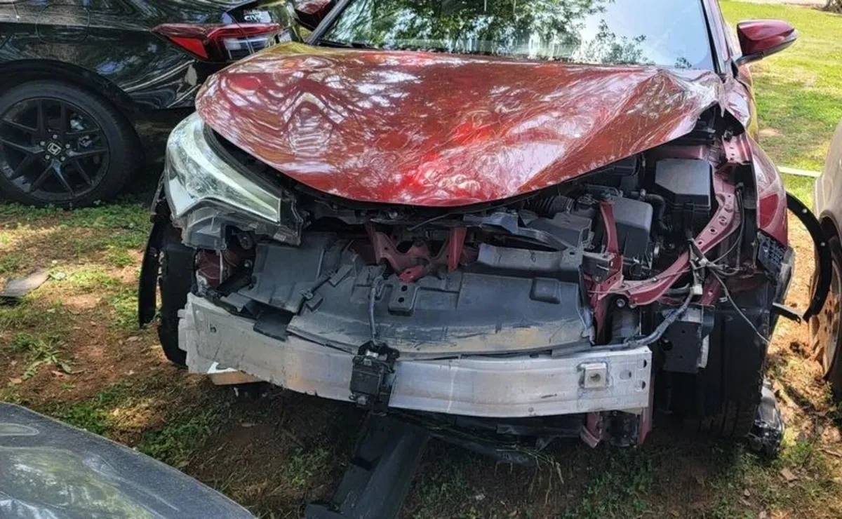 Toyota CHR for parts - Image 2