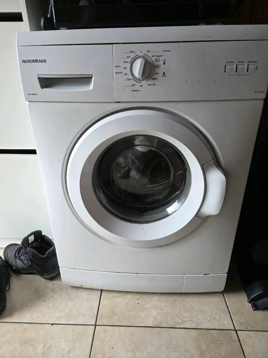 Washing machine 5 kg - Image 1