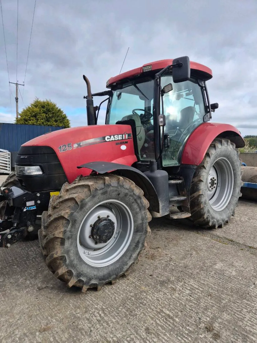 Case 125 tractor - Image 1
