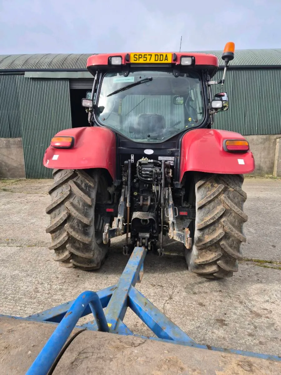 Case 125 tractor - Image 4