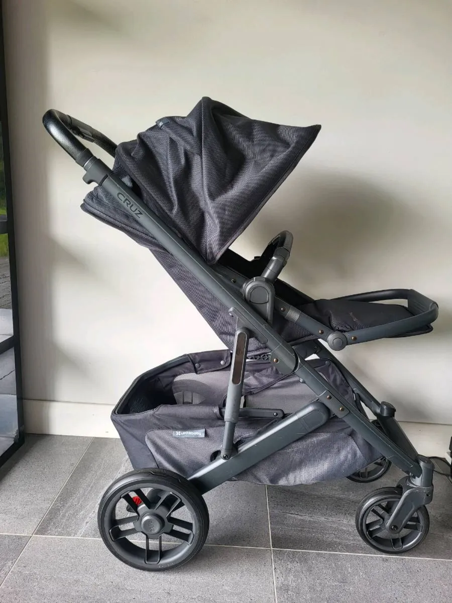 Uppababy cruz v2 - Image 1