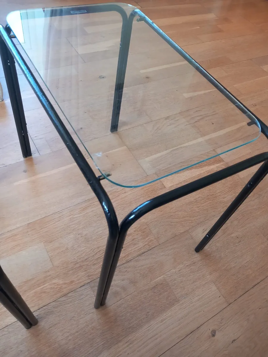 Nested glass tables - Image 4