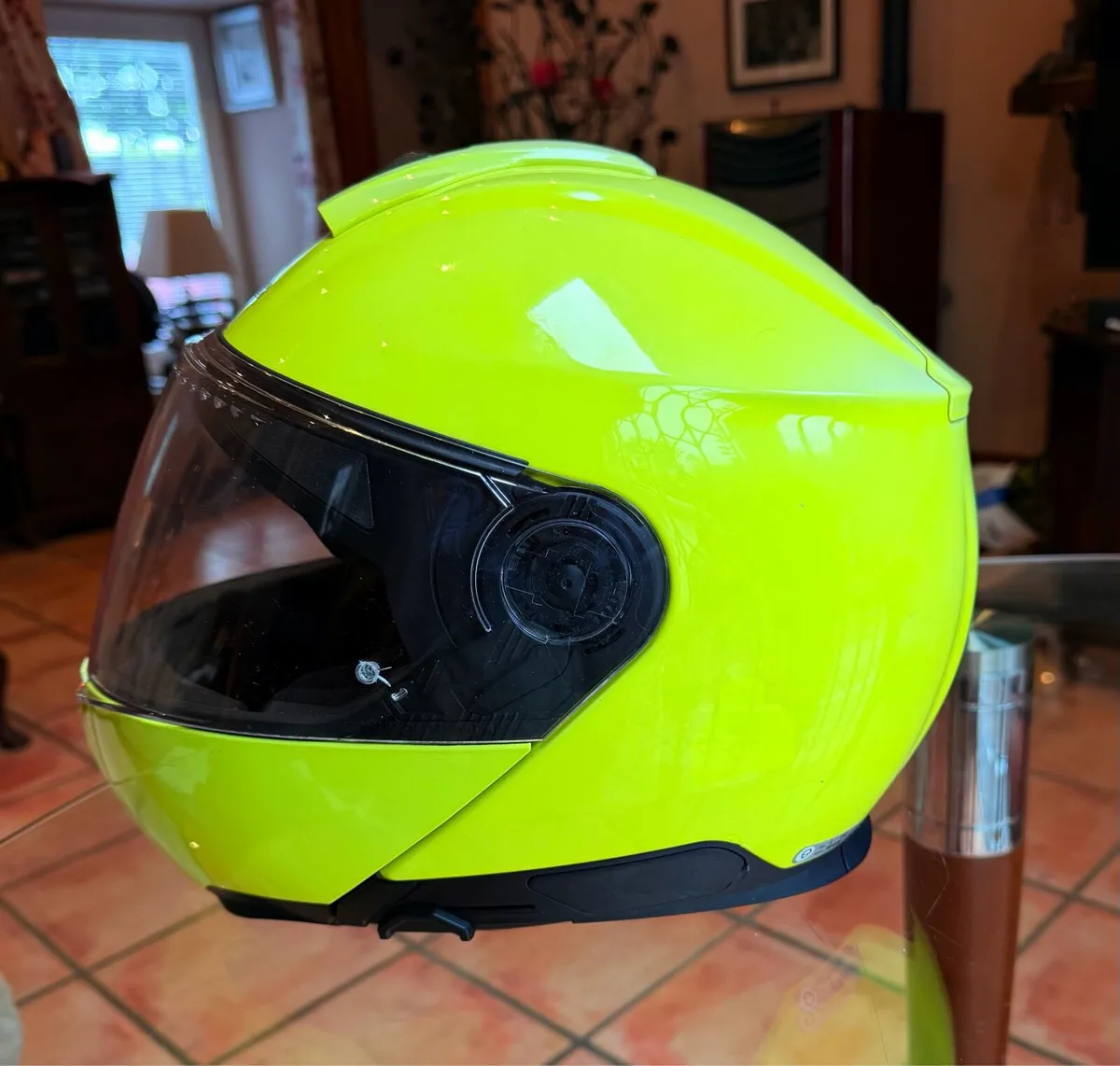 Motorcycle Helmet - Image 3