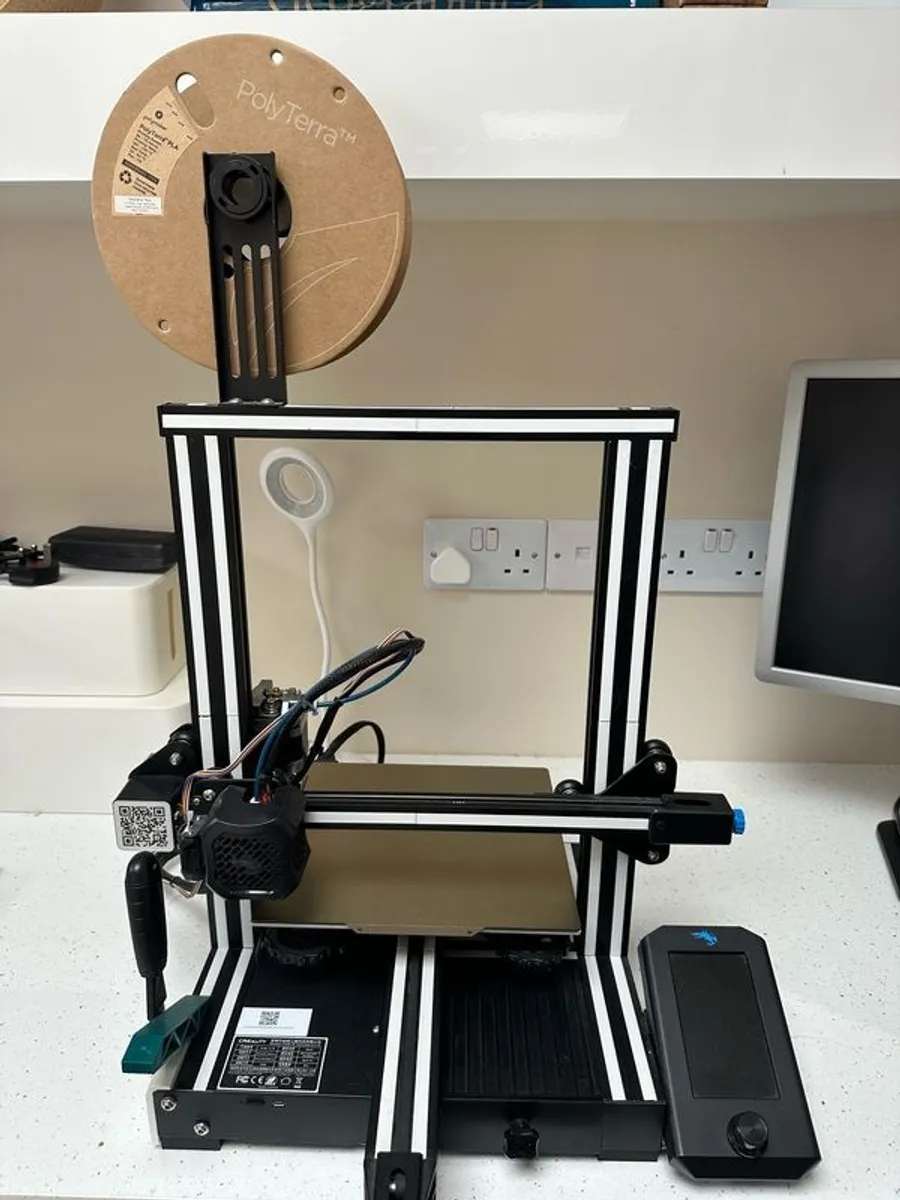 3D Printer - Creality Ender 3 V2 - Image 1