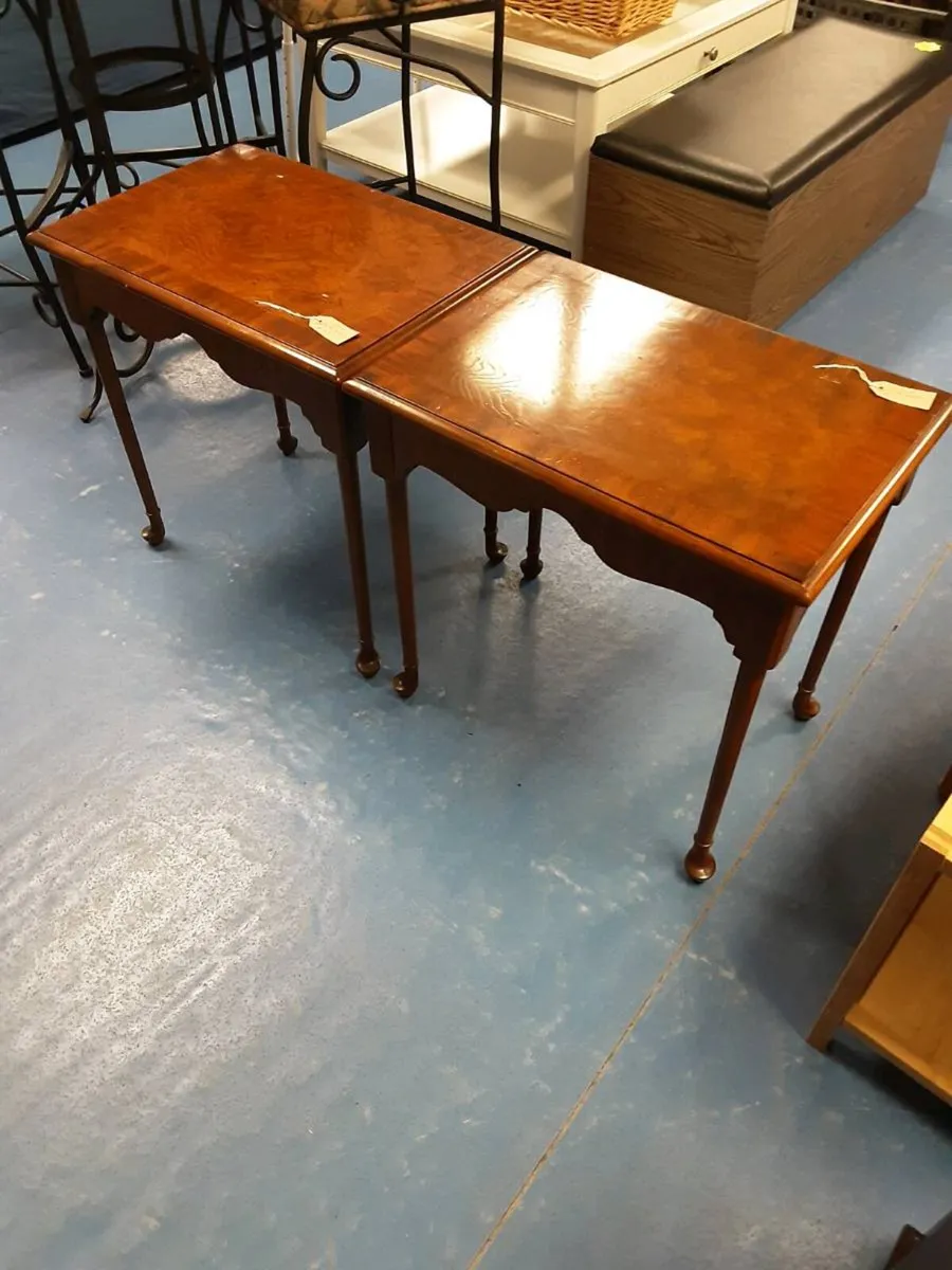 TWO WALNUT SIDE TABLES - Image 2