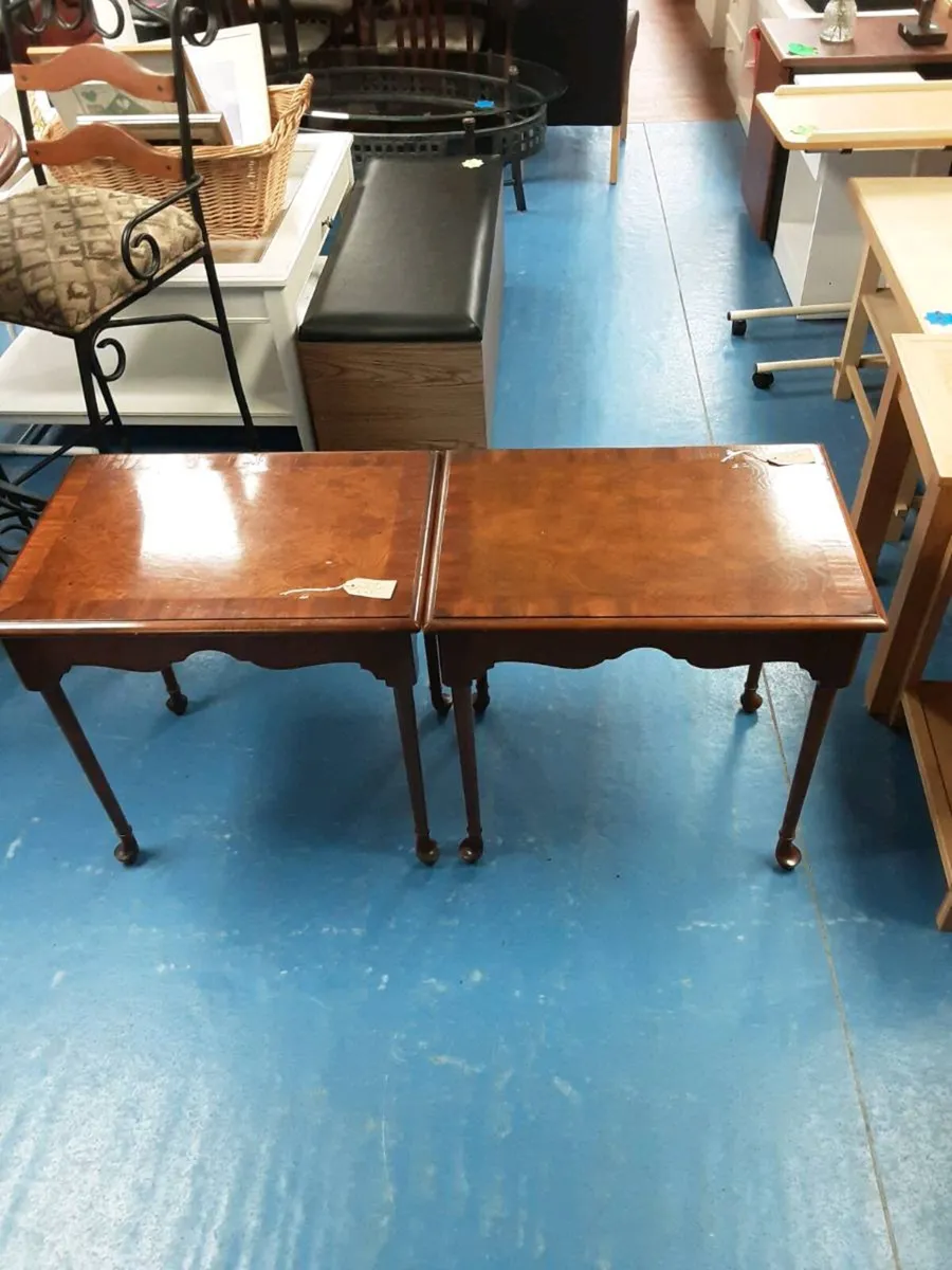 TWO WALNUT SIDE TABLES - Image 3