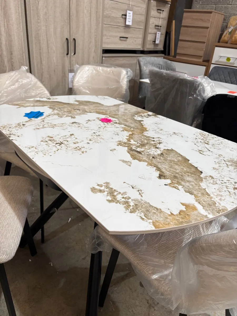 Dining tables and chairs - Image 2