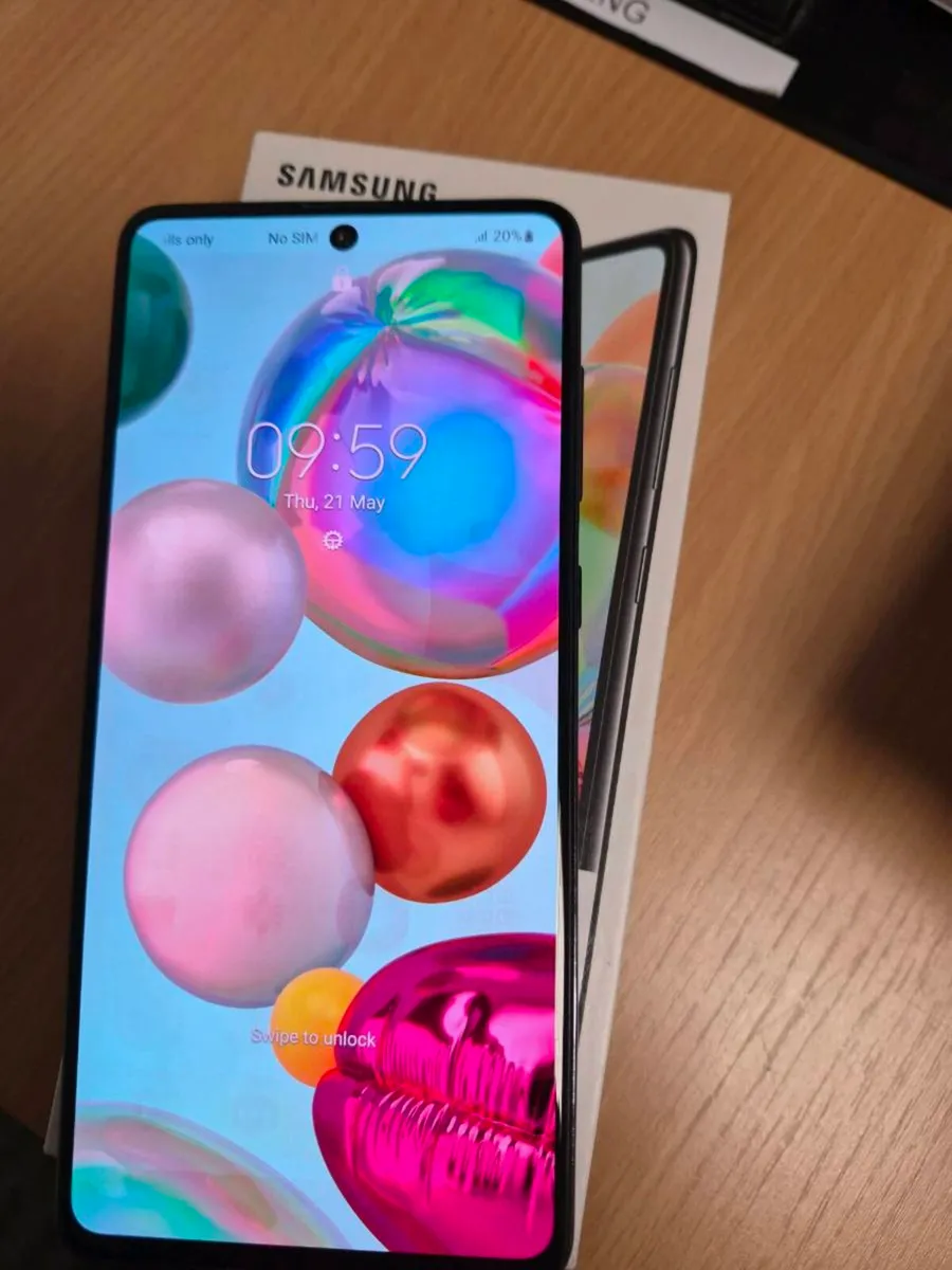 Samsung  A71 - Image 1
