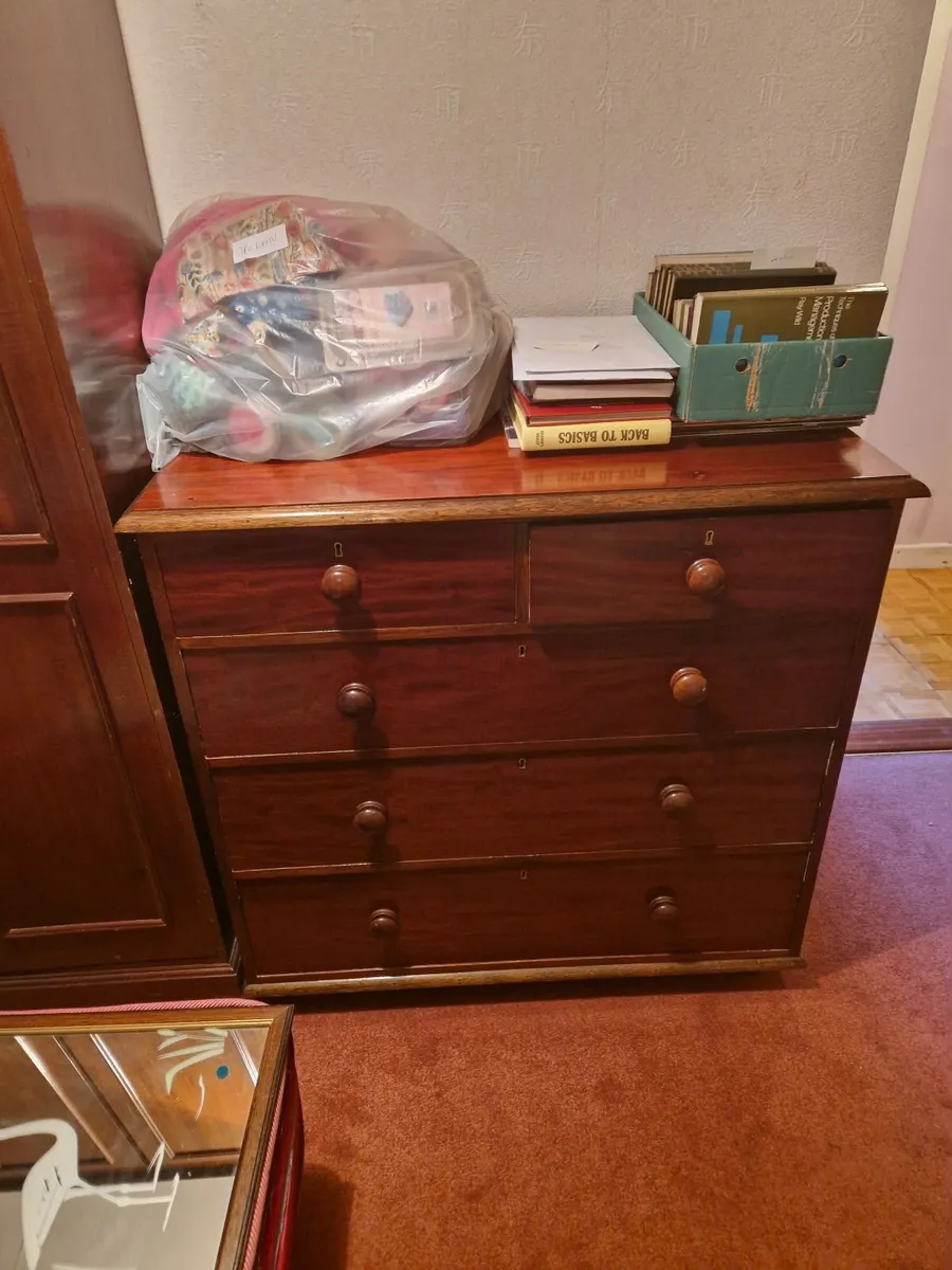 Chest of Drawers