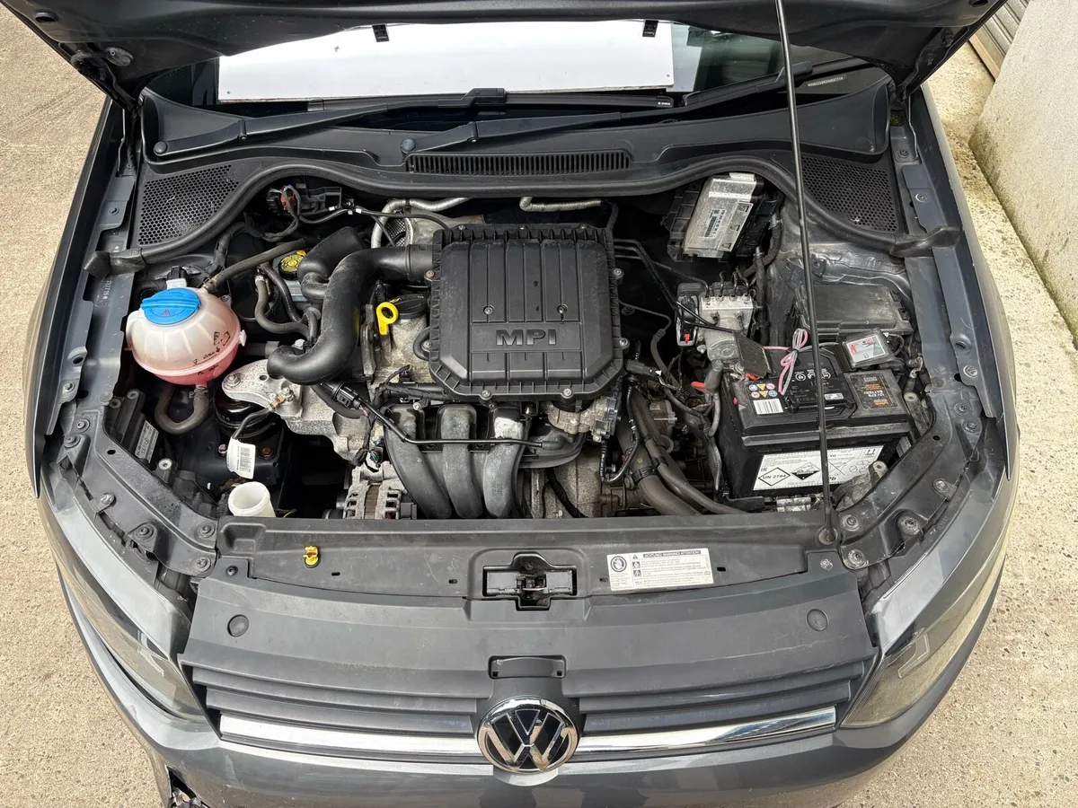 2017 VW POLO …! LOW MILEAGE! - Image 3