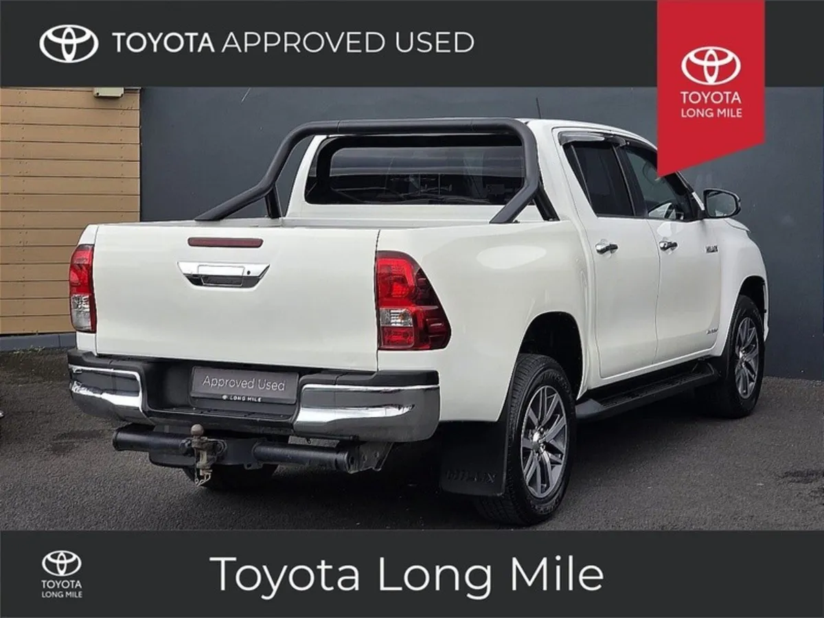 Toyota Hilux 2.4 Invincible 4WD + Vat - Image 3