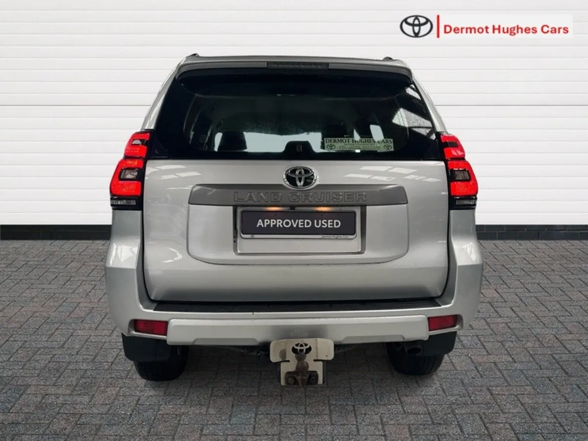 Toyota Land Cruiser LWB COMM A/T - Image 4