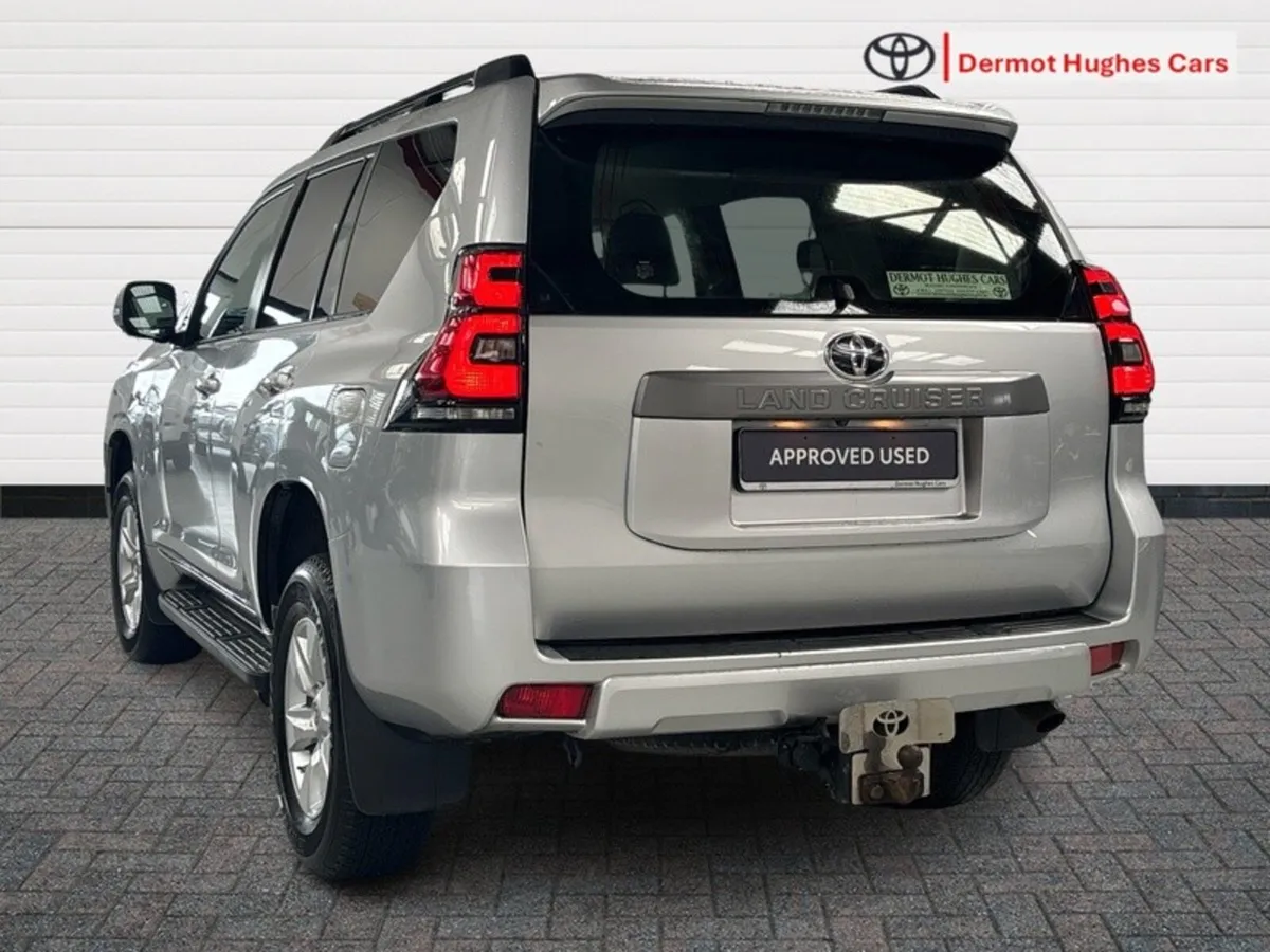 Toyota Land Cruiser LWB COMM A/T - Image 2