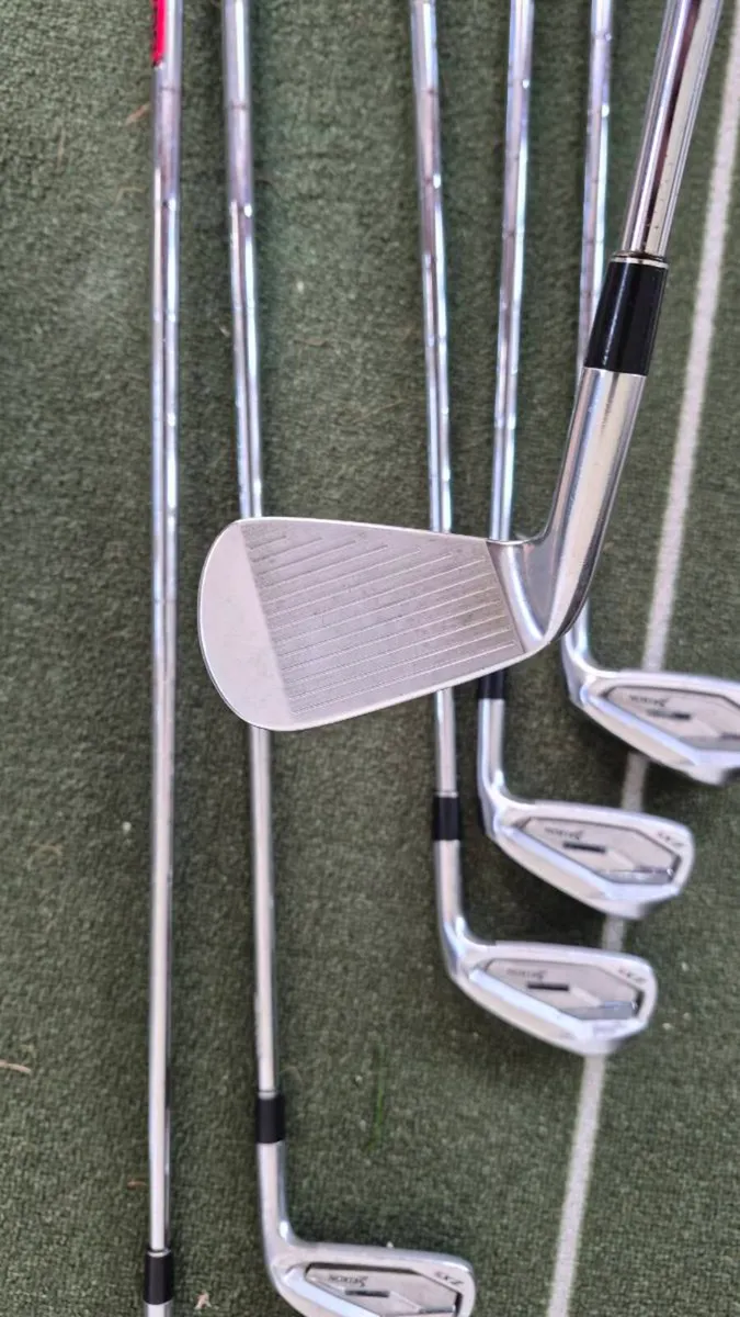 Srixon ZX5 Irons - Image 2
