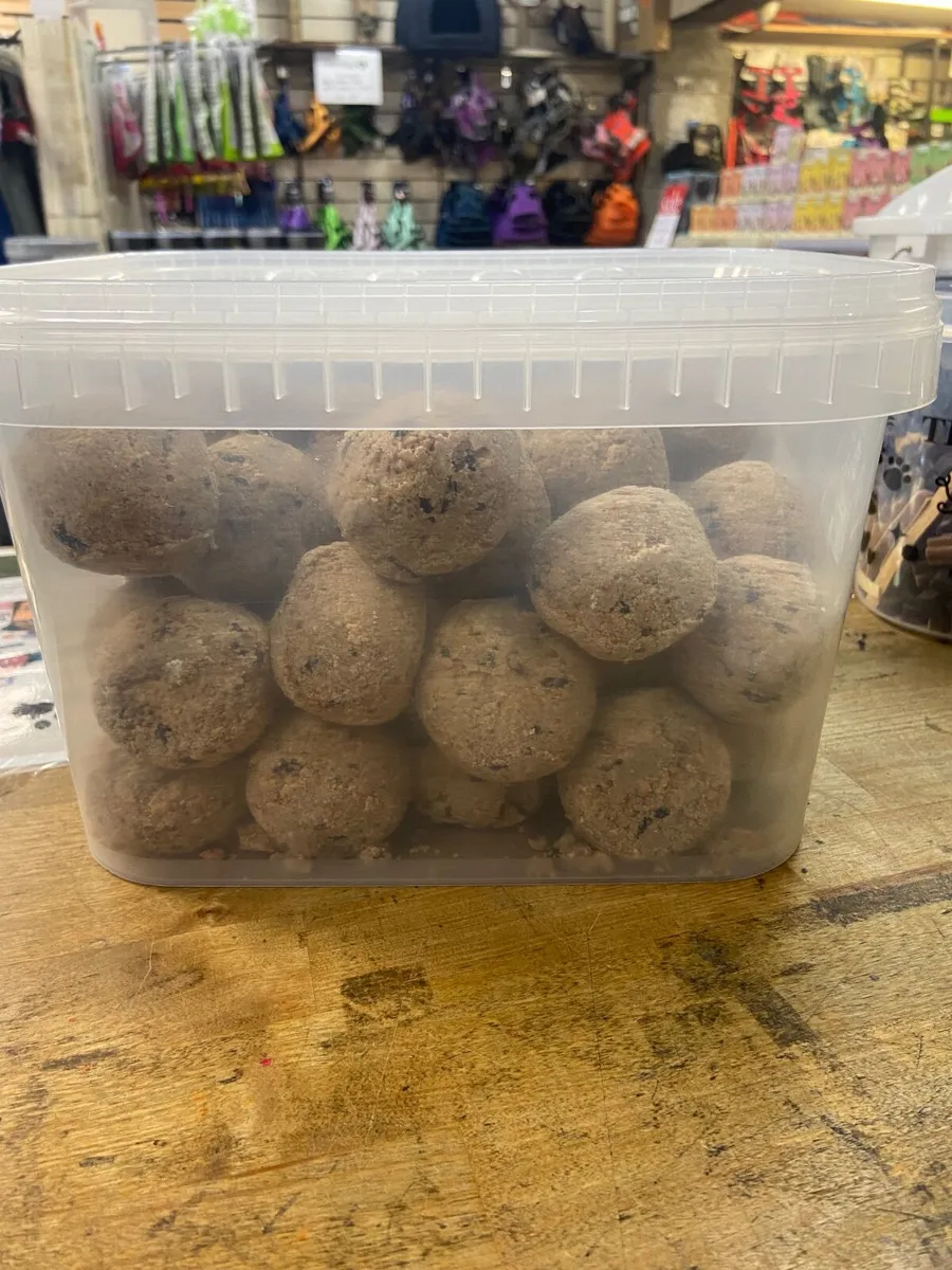 Bird foods - Image 1