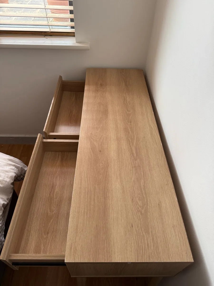 Console table - Image 2