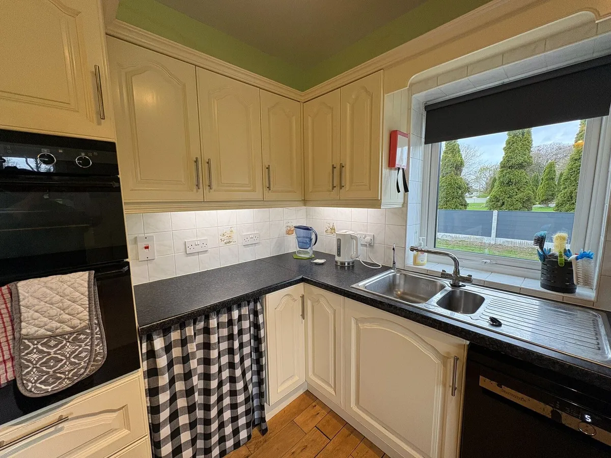Kitchen units - Image 4