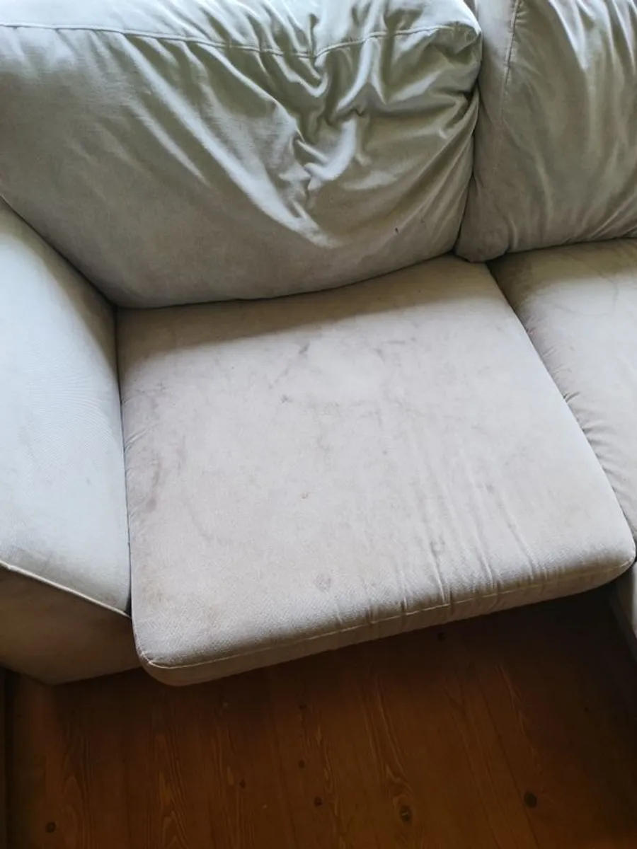 Cream corner couch - Image 2